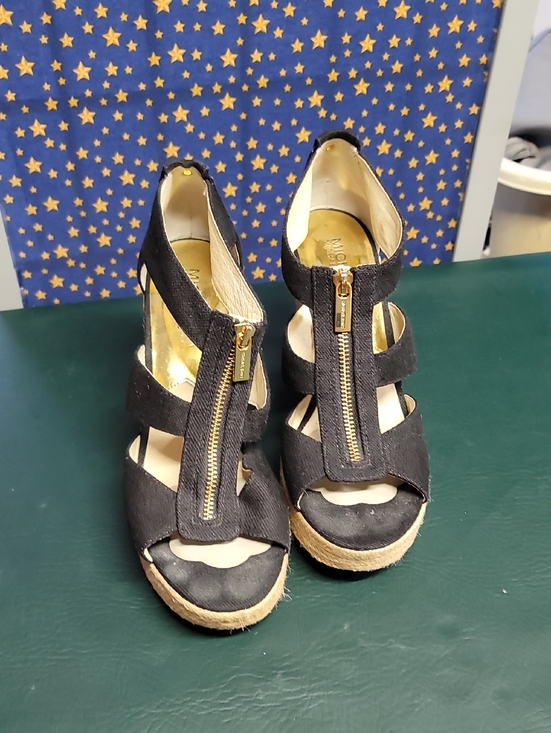 Shoes - Black Wedge Sandals with Front Zip